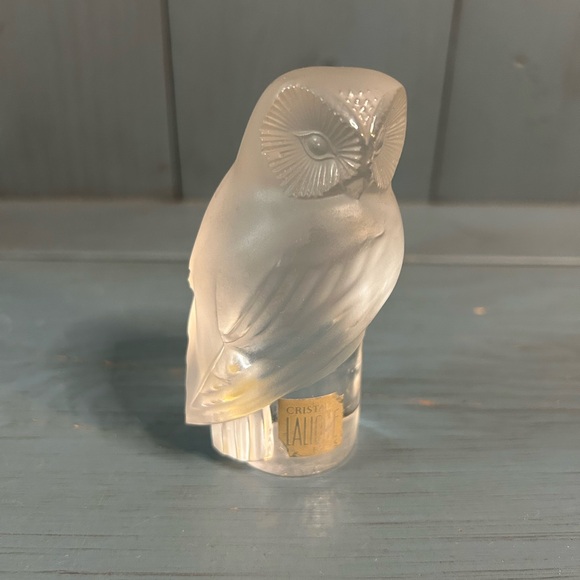 Lalique Crystal Frosted Owl Sculpture